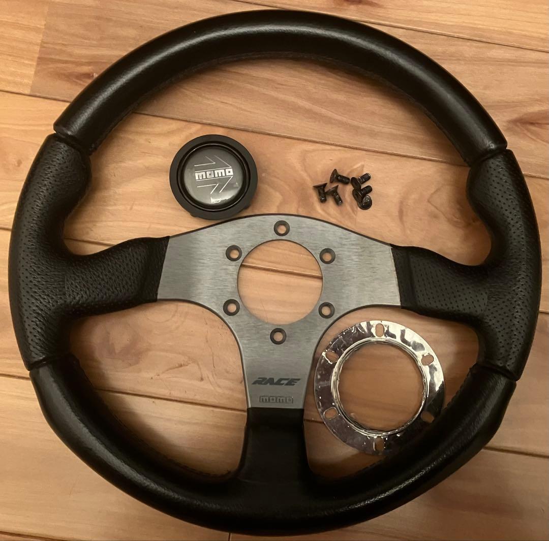 MOMO RACE ステアリング