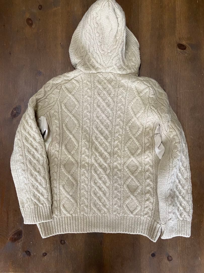 iDiom ベージュ フード付き ケーブル編みセーターメンズM