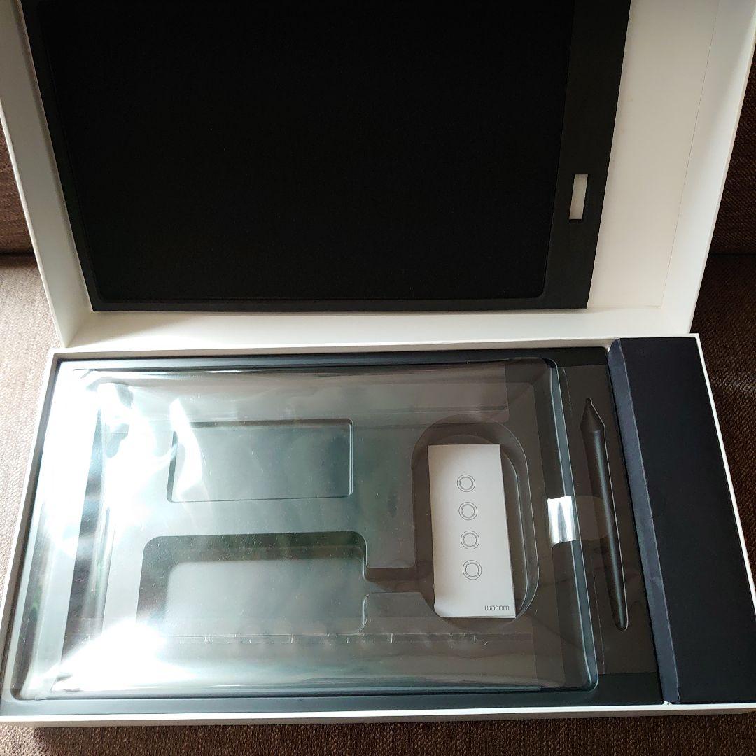 液タブ・ペンタブ wacom DTH-W1320L/K0