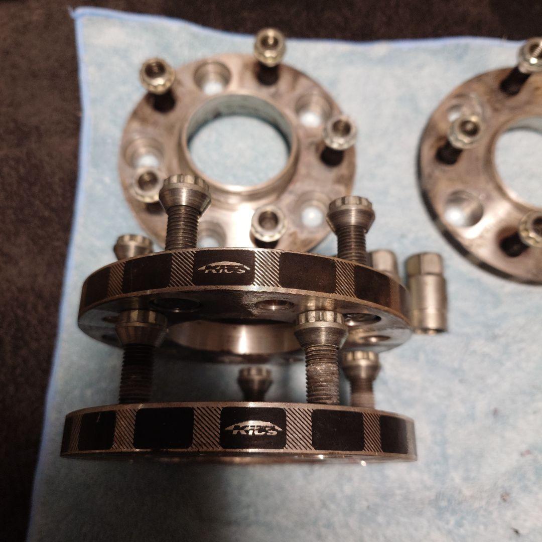 KYO-EI Kics 　ワイトレ15ミリ.ハブリング付67パイ　マツダ.三菱