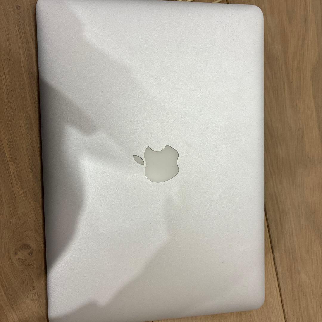 MacBook Air 充電器付き　2015年購入　13インチ　128GB容量