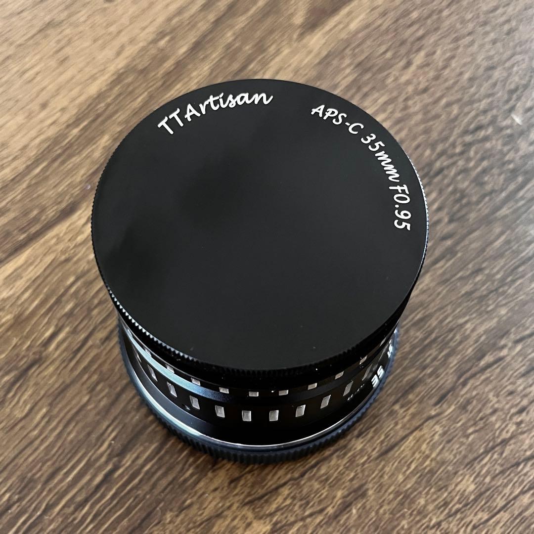 TTArtisan 35mm F0.95 APS-Cレンズ