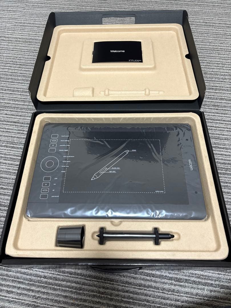 Wacom Intuos Pro Medium PTH-651 ペンタブレット