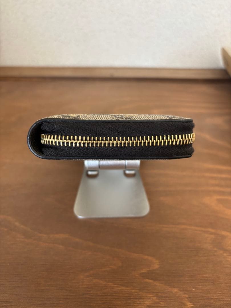 GUCCI グッチ GGスプリーム ビー（蜂）柄 ラウンドファスナー 長財布