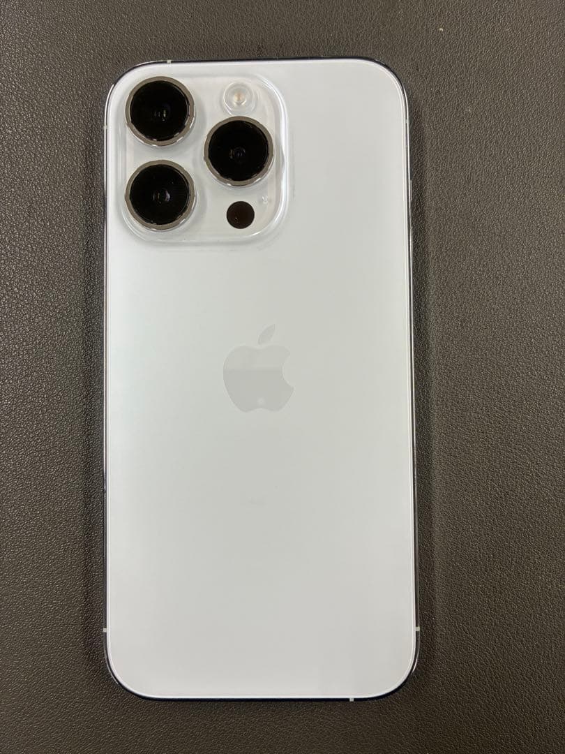 Apple iPhone 14 Pro 本体