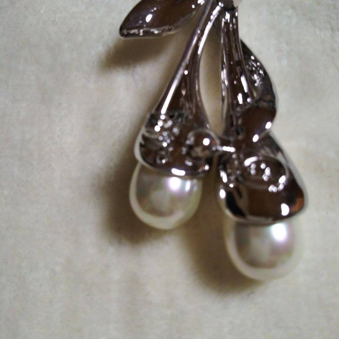 ブローチ　ヴァンドーム　カラーの花