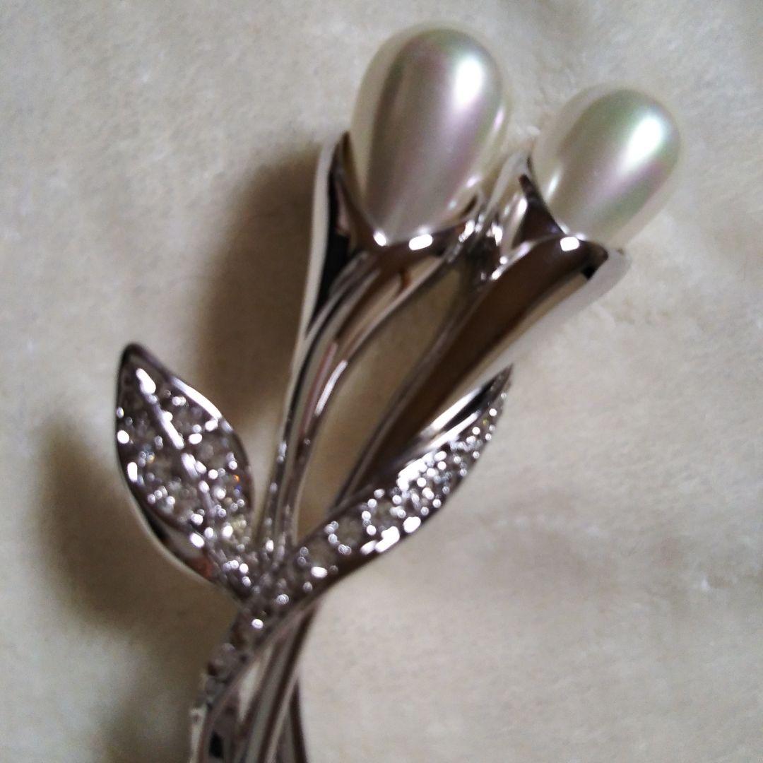 ブローチ　ヴァンドーム　カラーの花