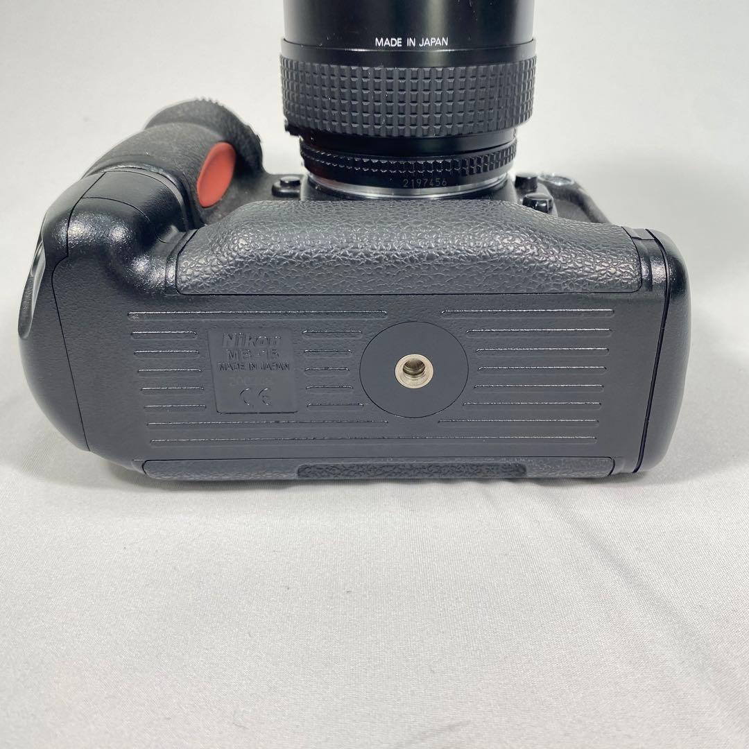 Nikon ニコン F100 MB-15 AF 35-70mm ズームレンズ付き