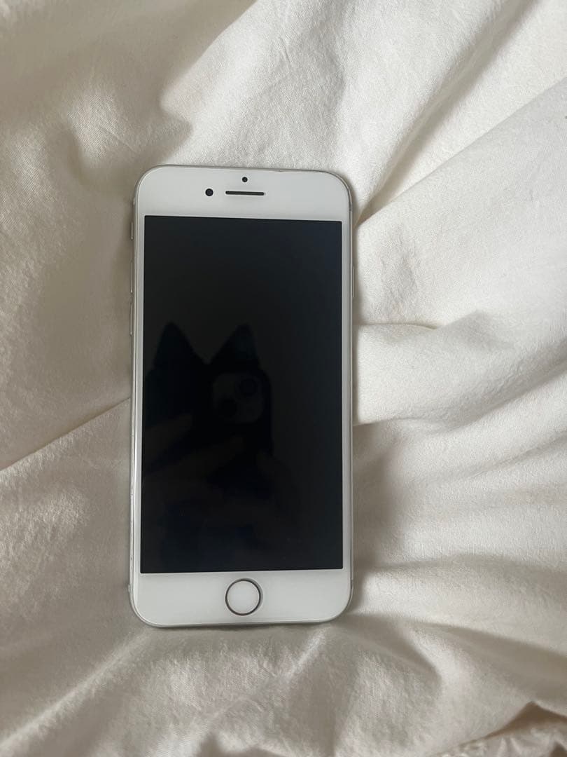 Apple iPhone8 ホワイト 64GB 本体