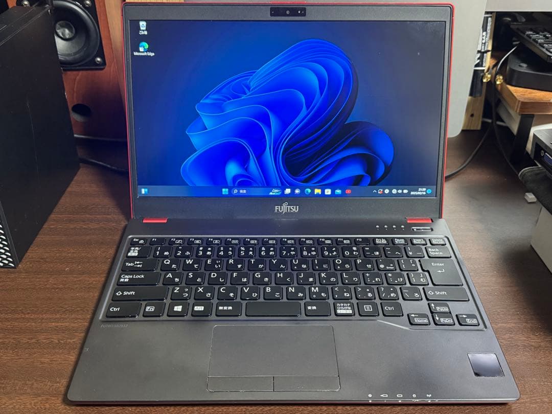 富士通 FUTRO MU937 Windows 11 Pro 8GB/128GB