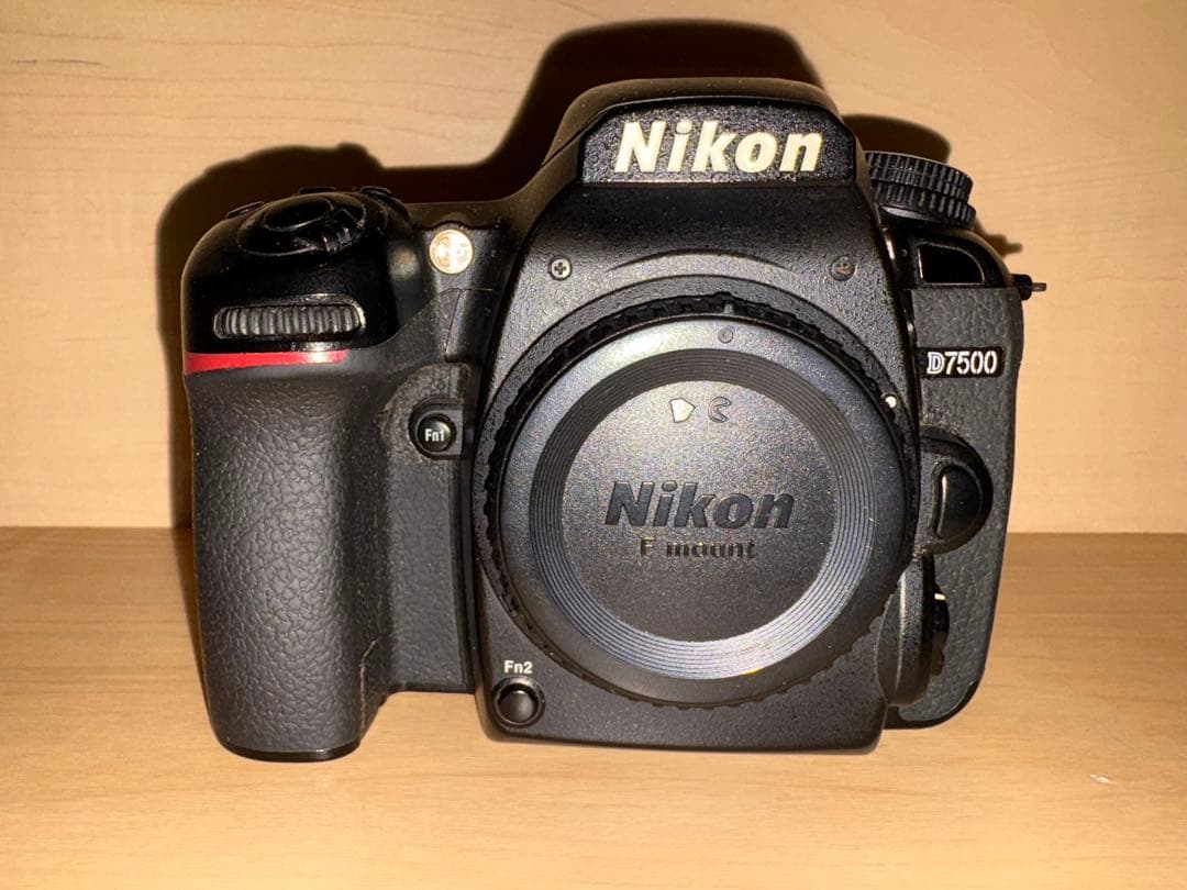 ニコン Nikon D7500 デジタル一眼レフカメラ本体