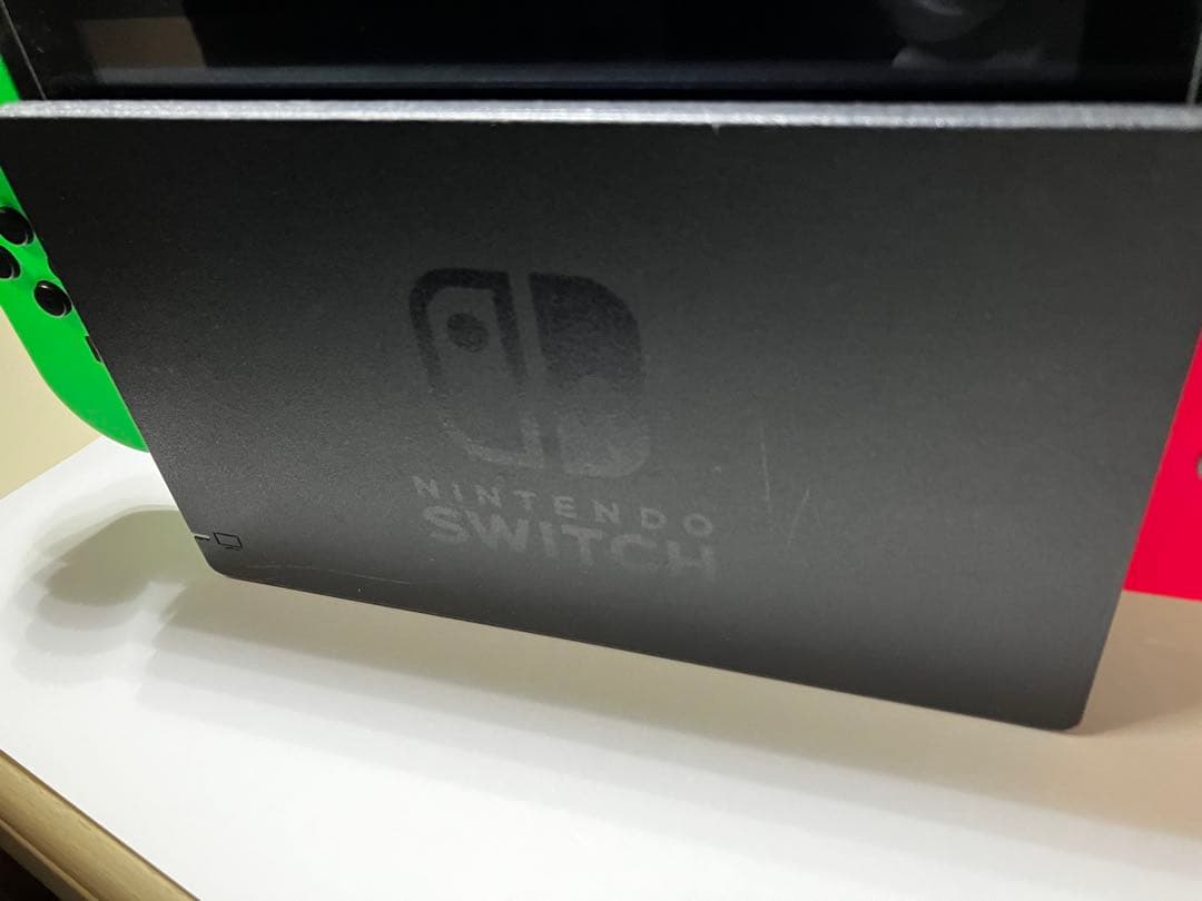 ⭕️お得品❗️Nintendo Switch 本体グリーン・ピンク コントローラー付