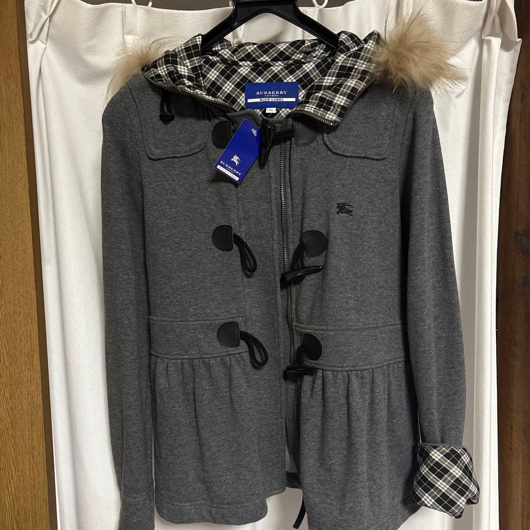 コ*店様 バーバリーブルレのパーカー