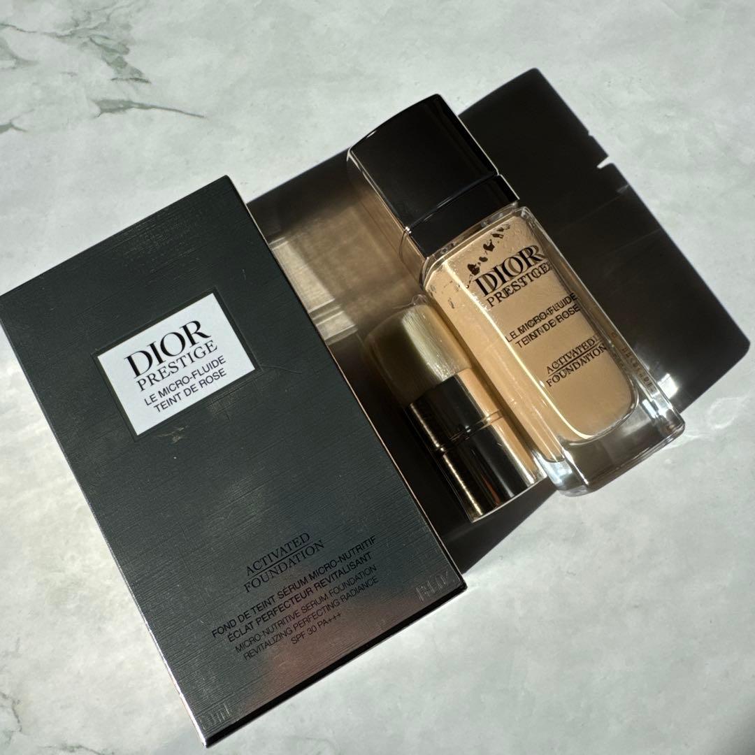 美品　ディオール　プレステージ ル マイクロ フルイド タン　2N