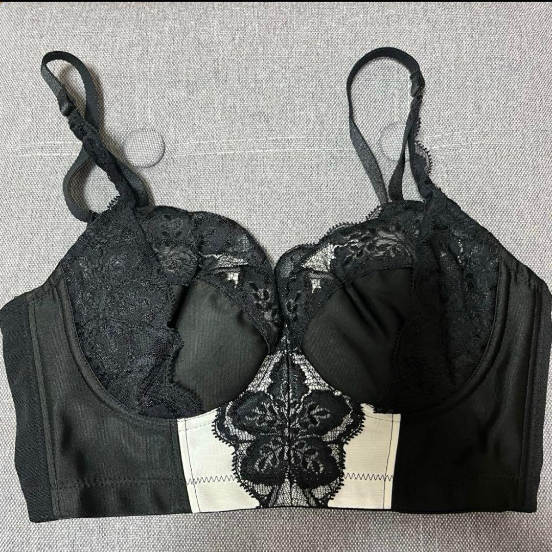 グラント　イーワンズ LALA ブラジャー　C70 育乳ブラ　ブラック