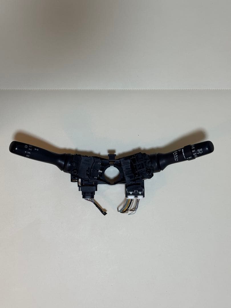 ミ*ニ様 USトヨタNHP10 アクアプリウスC ヘッドライトスイッチ&ワイパー