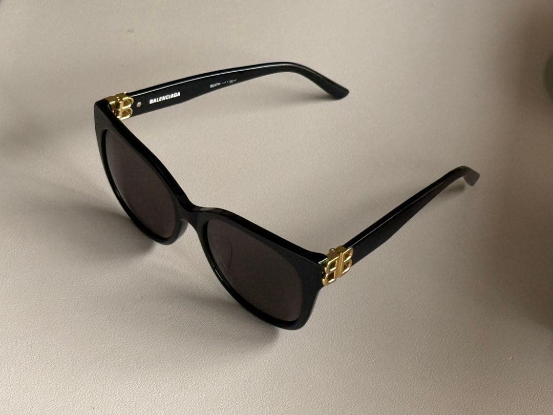 BALENCIAGA バレンシアガ サングラス 【ケース付き】