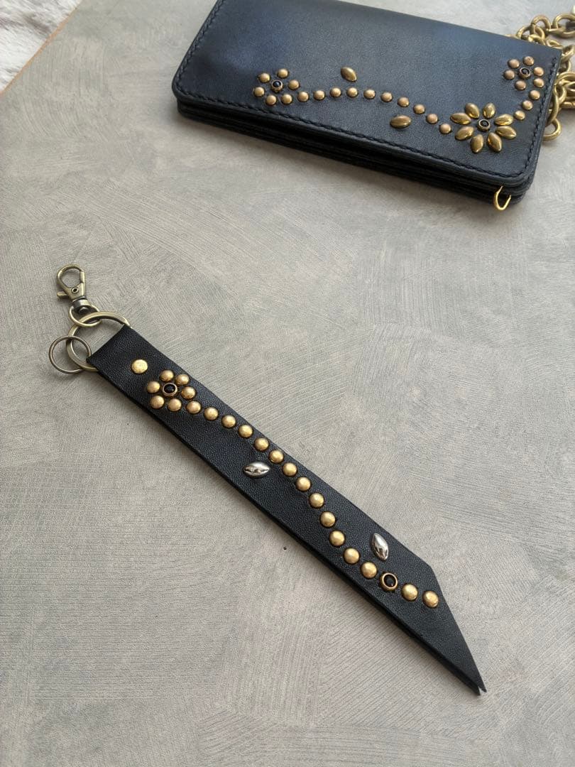 フラワースタッズ　トラッカーウォレット‼️