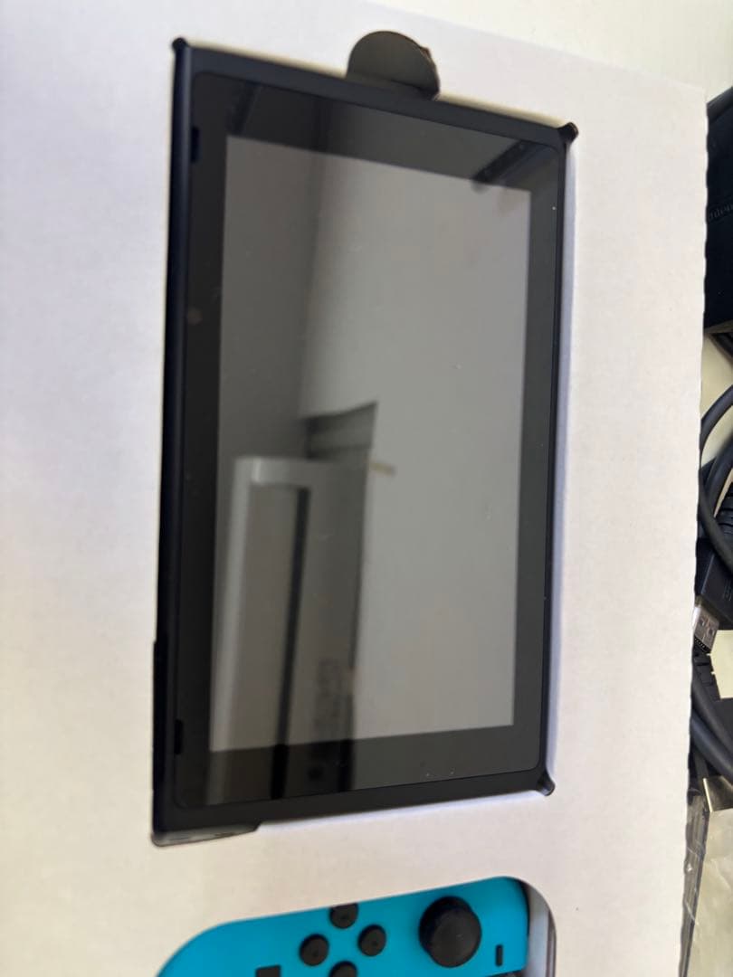 ◆【送料無料】Nintendo Switch 本体 HAC-001