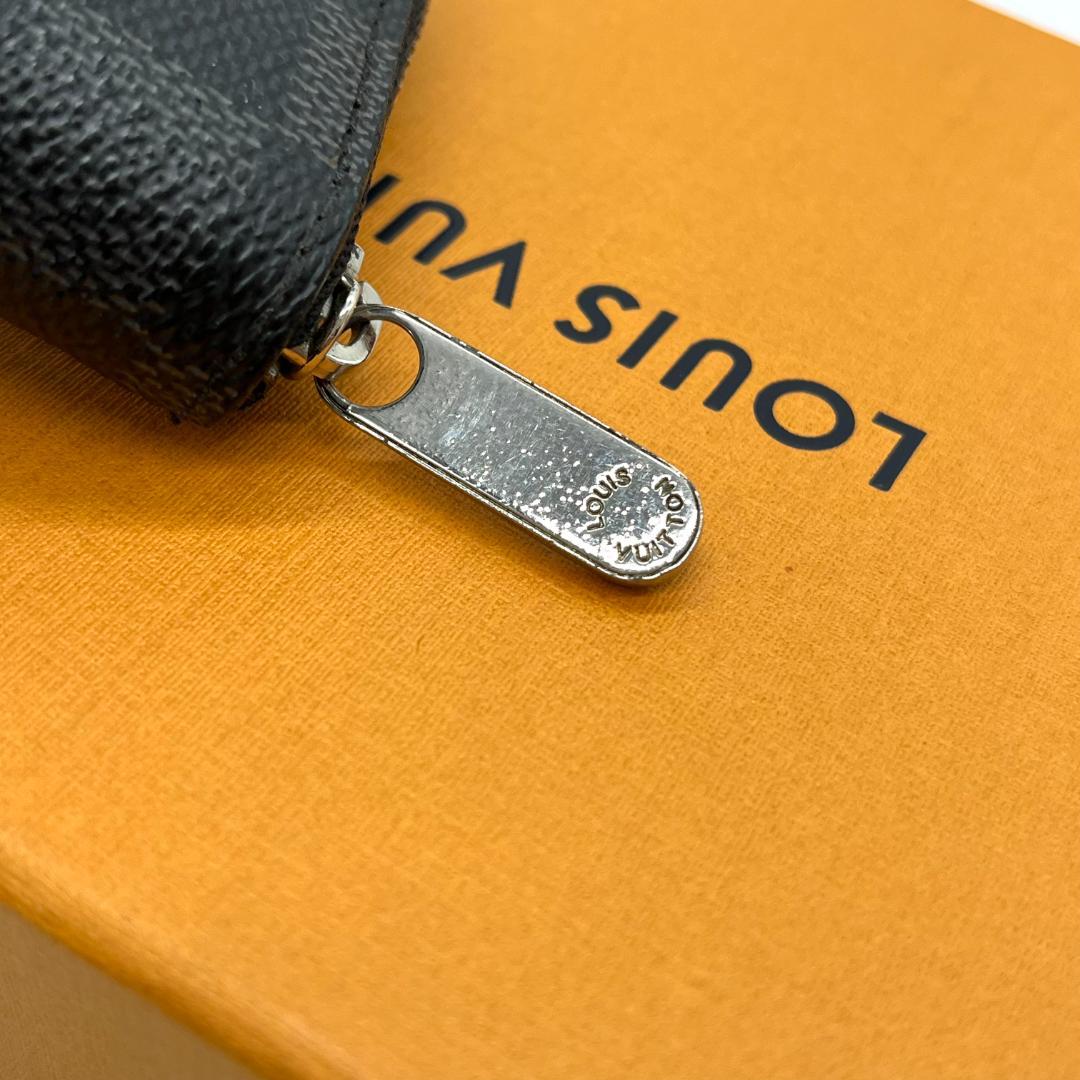 ルイヴィトン　ジッピーパース　グラフィット　ケース　メンズ