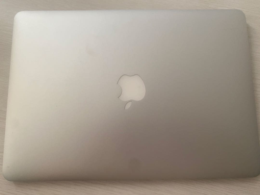 【今月まで】AppleMacBookAir13インチ 8GB 256GB箱無し