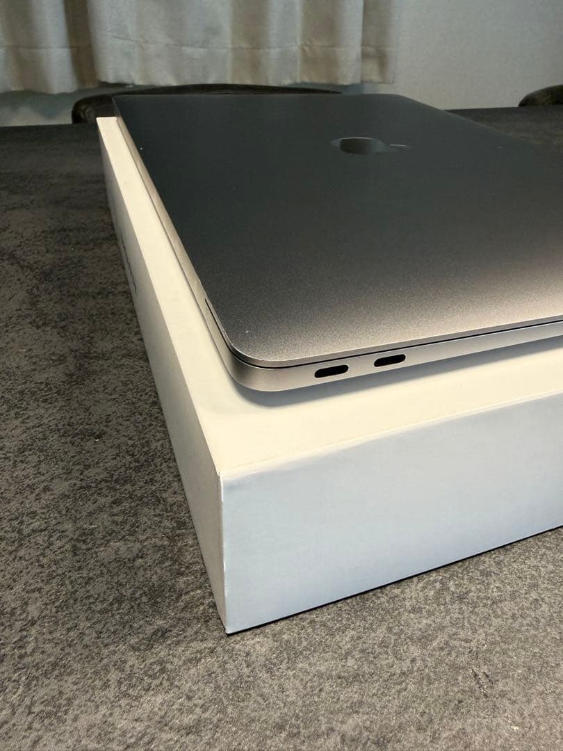 【ジャンク】MacBook Air M1/8GB / SSD 256GB