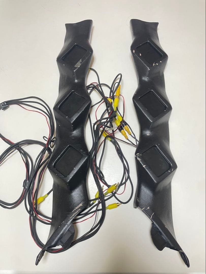 30セルシオ Ls430ワンオフAピラー3.5インチ3連モニター