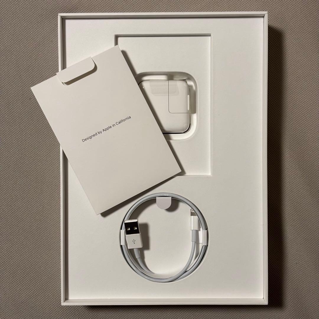 iPad第6世代32GBWi-Fiバッテリー88%希少iOS13.7付属品未使用