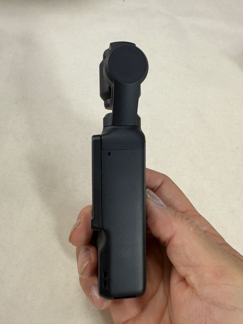 美品　DJI カメラ Osmo Pocket 3 クリエイターコンボ