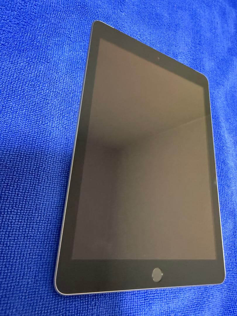 【美品】iPad (第6世代) Cellular SIMフリー