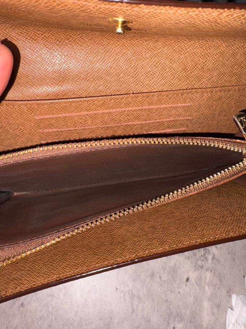 Louis Vuitton グラフィティ長財布