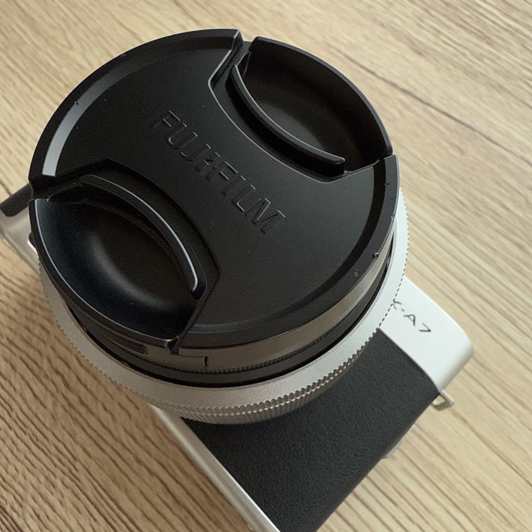 FUJIFILM ミラーレス一眼カメラ X-A7 レンズキット シルバー