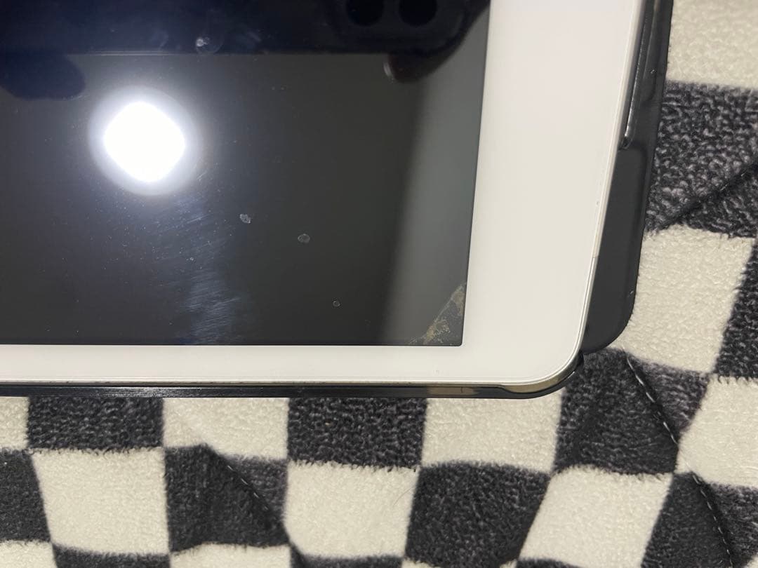 Apple iPad 7 (第7世代) 32GB シルバー