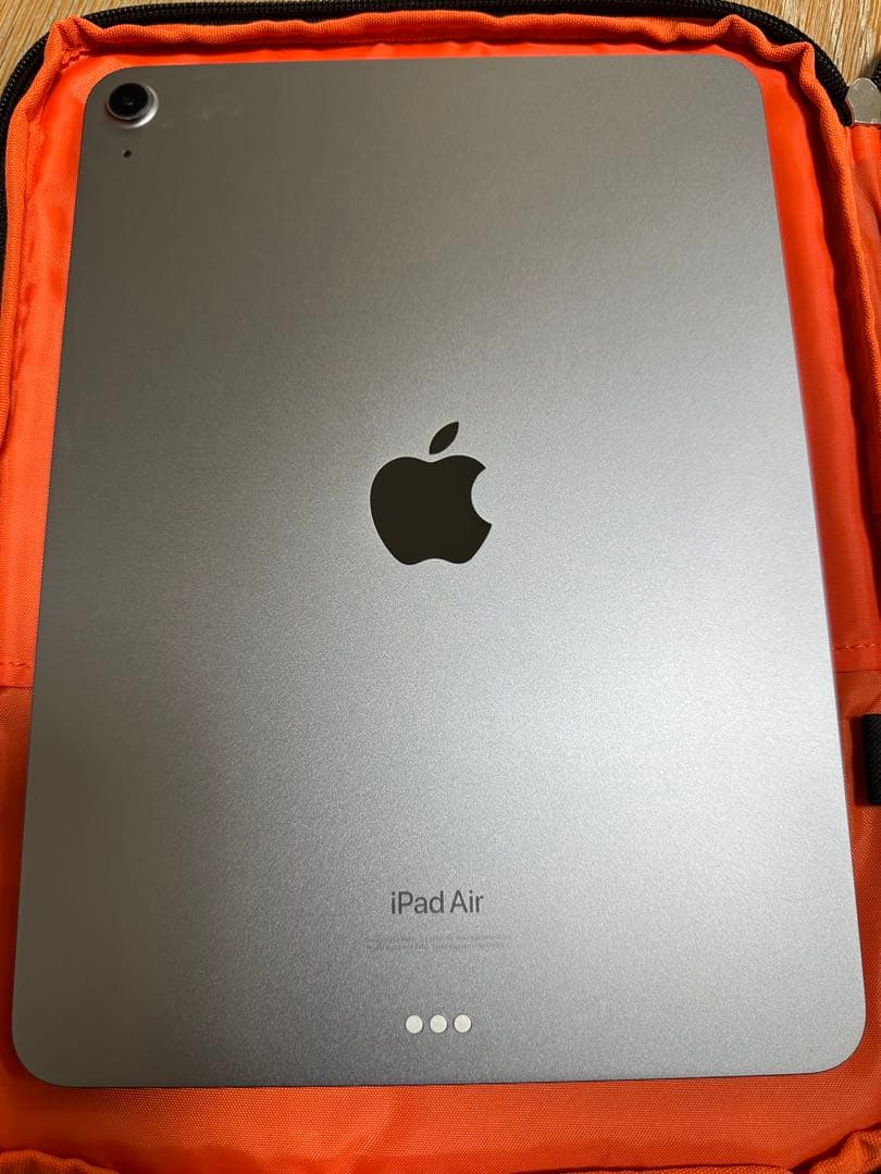 Apple iPad Air シルバー　M2 iFaceケース付き