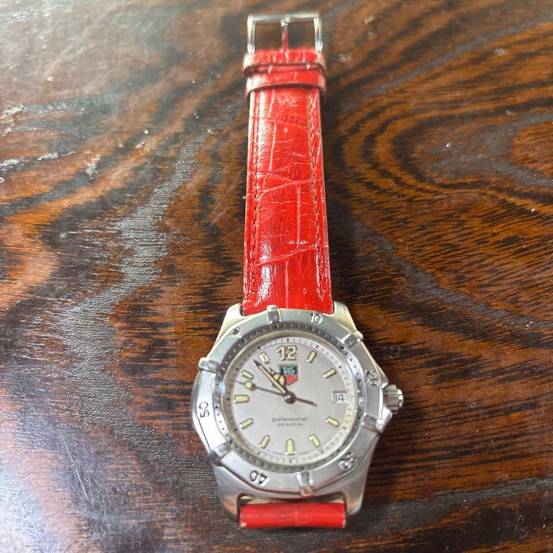 TAG Heuer 腕時計 シルバー/レッド
