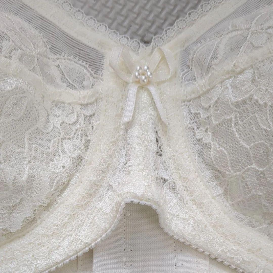 シャンデール ブラジャー オフホワイト C75 補正下着 ブライダル