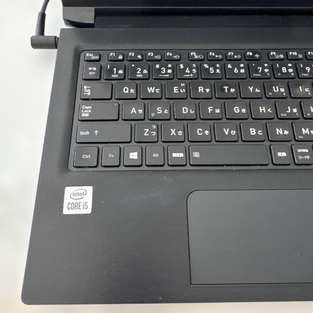 東芝　Dynabook S73/FS第10世代インテルCPU搭載office