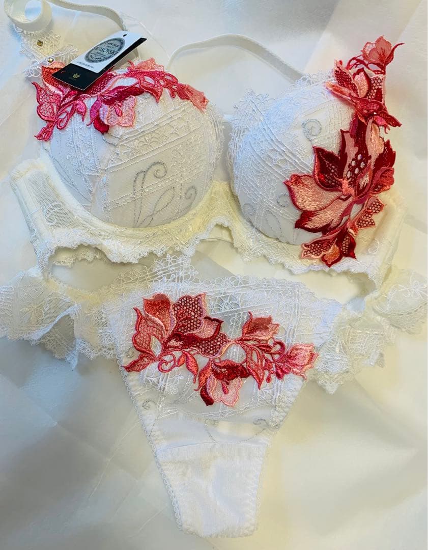 Wacoalサルート　プレステージ　ジャズD65ブラ&ソングM