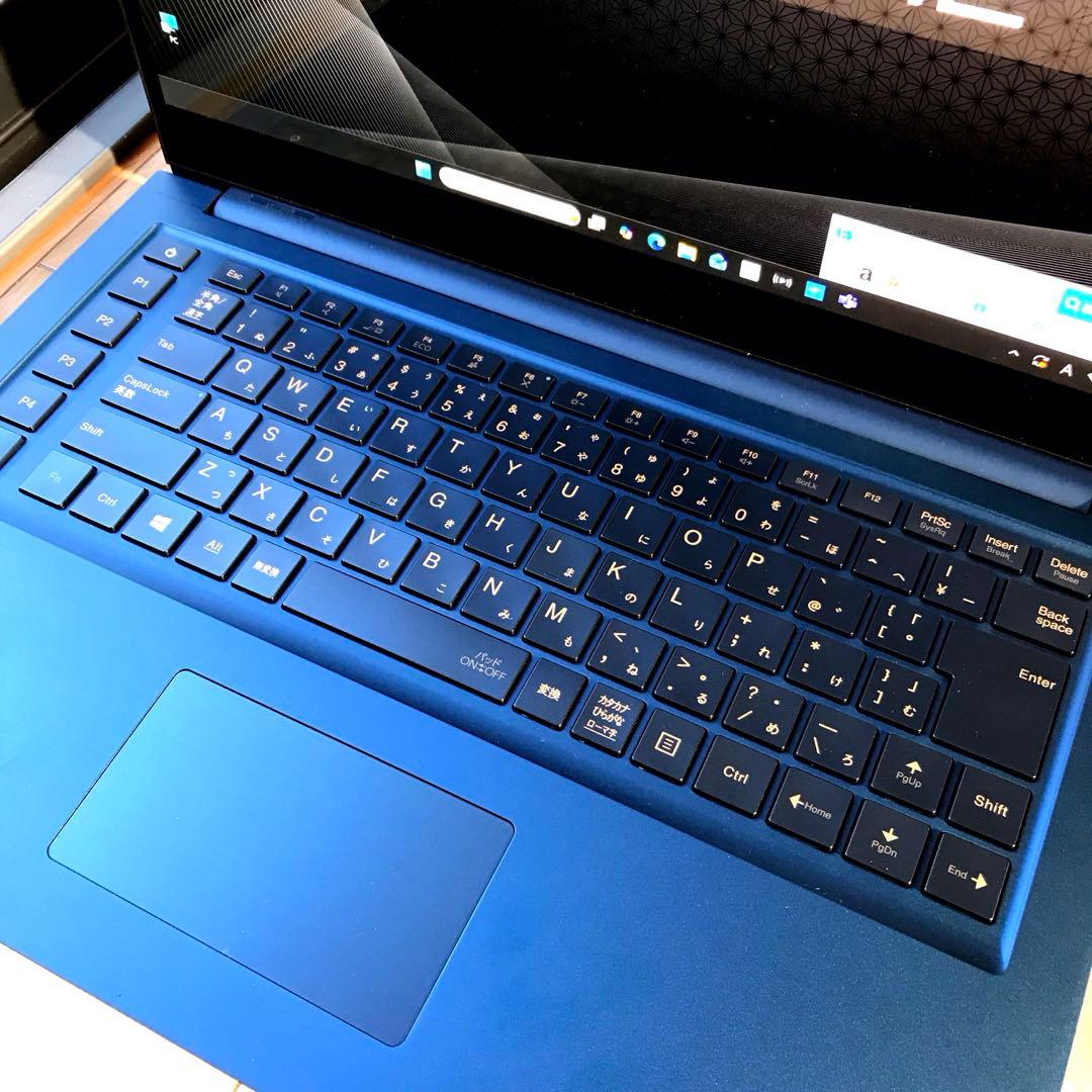 美品LaVieVEGA LV750/R【有機ELUltraHD4Kディスプレイ】