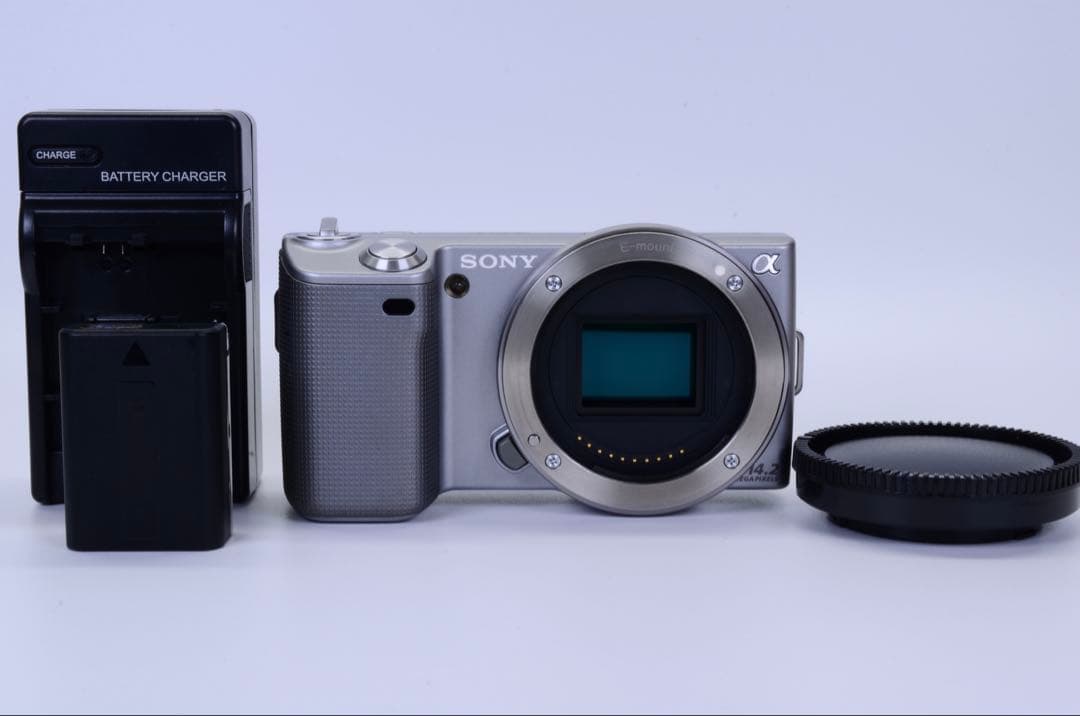 SONY NEX-5 シルバー 海外版 ボディのみ 英語表記 ミラーレス