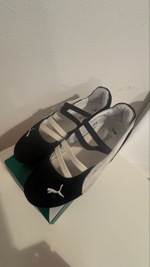Puma バレエシューズ 23.5センチ　箱付き