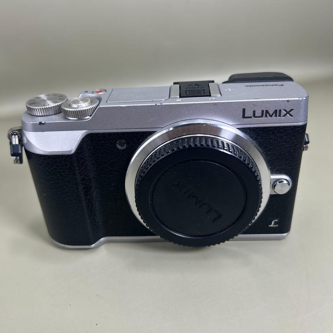 4K動画LUMIX DMC-GX7MK2 ミラーレス一眼カメラ本体とグリップ