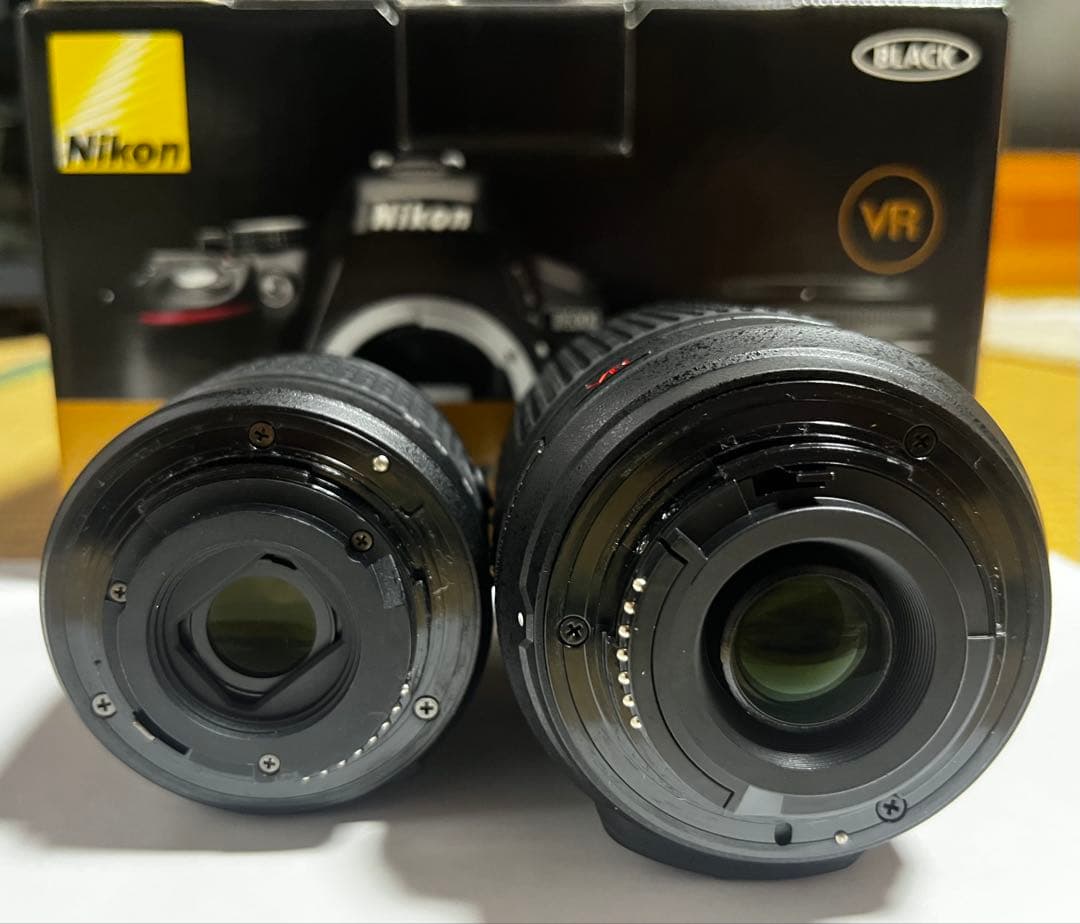 ズーさん　付属品充実超美品Nikon D5300ダブルレンズWi-Fi接続