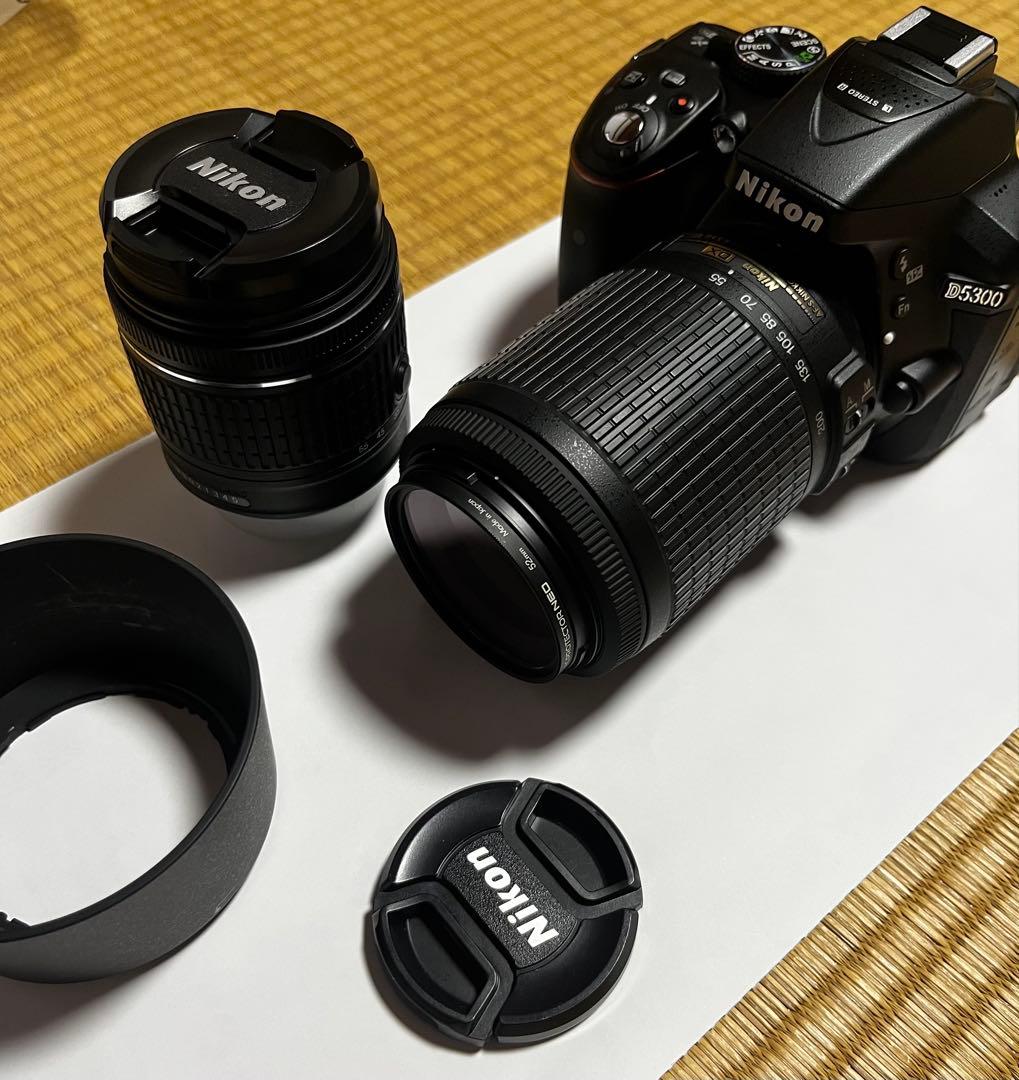 ズーさん　付属品充実超美品Nikon D5300ダブルレンズWi-Fi接続
