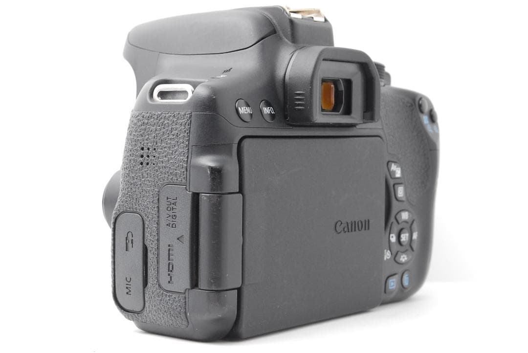 【光学極美品】Canon Kiss X8i　スマホ転送　WiFiモデル　自撮り