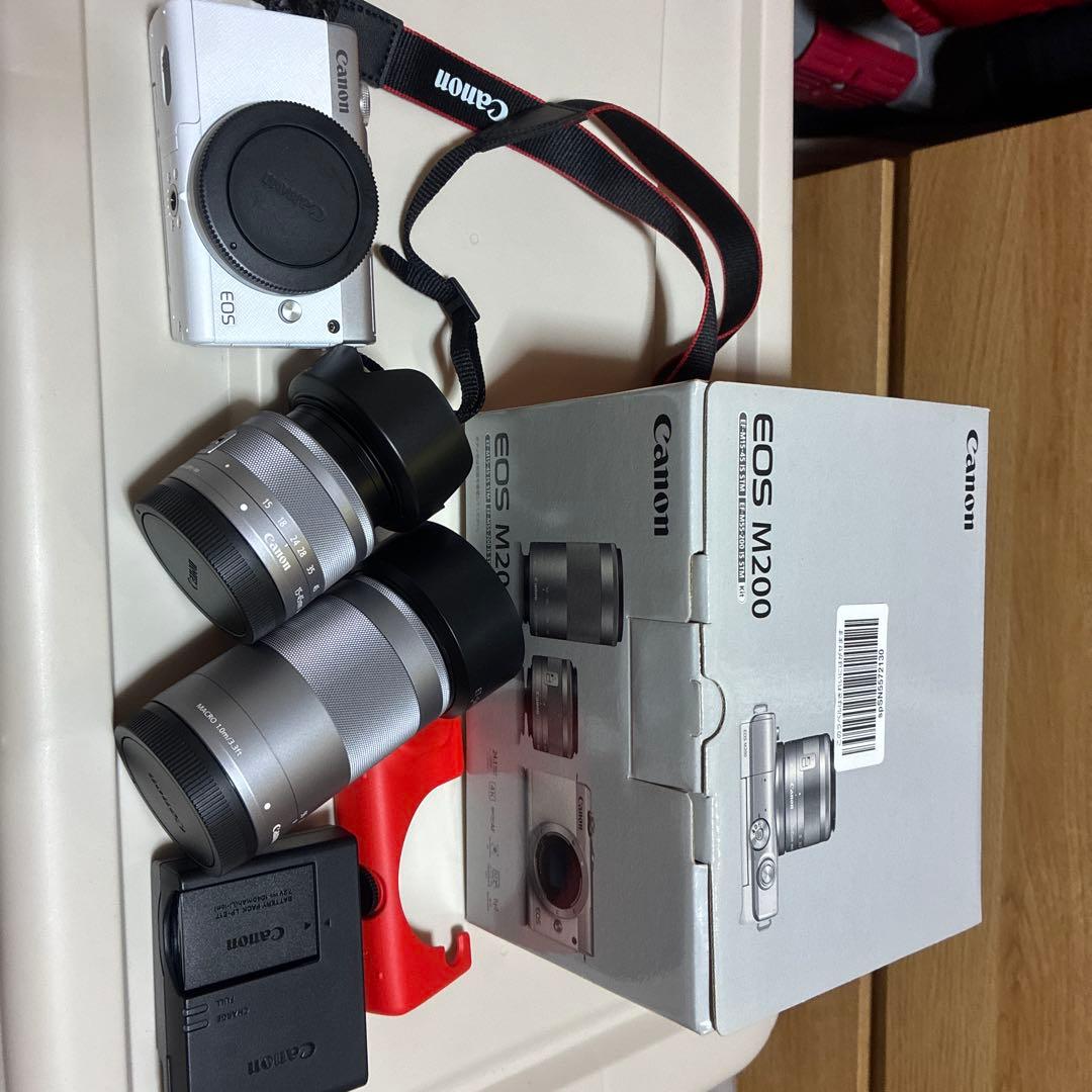 Canon eos m200 ダブルズームレンズ