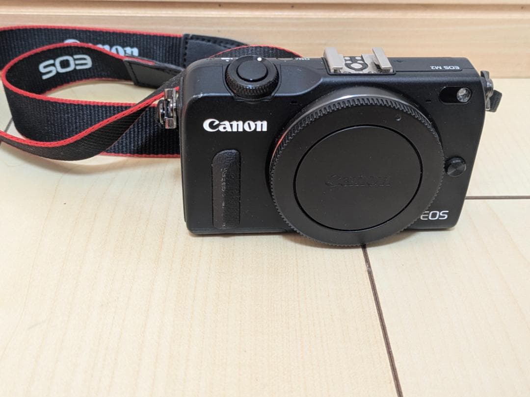 Canon EOS M2 ダブルレンズキット 18-55mm 22mm付属品多数