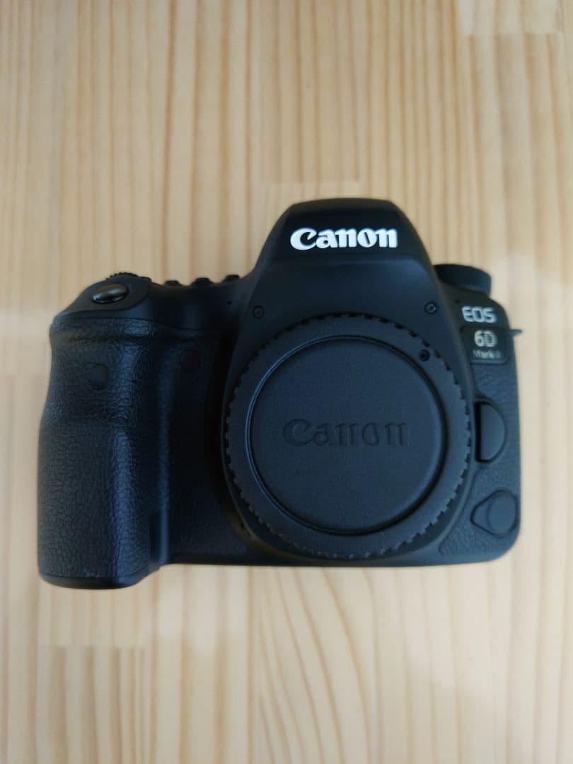 美品 Canon キャノン EOS 6D Mark II デジタル一眼レフカメラ