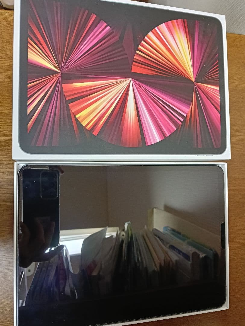 ipadPro11インチ第3世代容量256