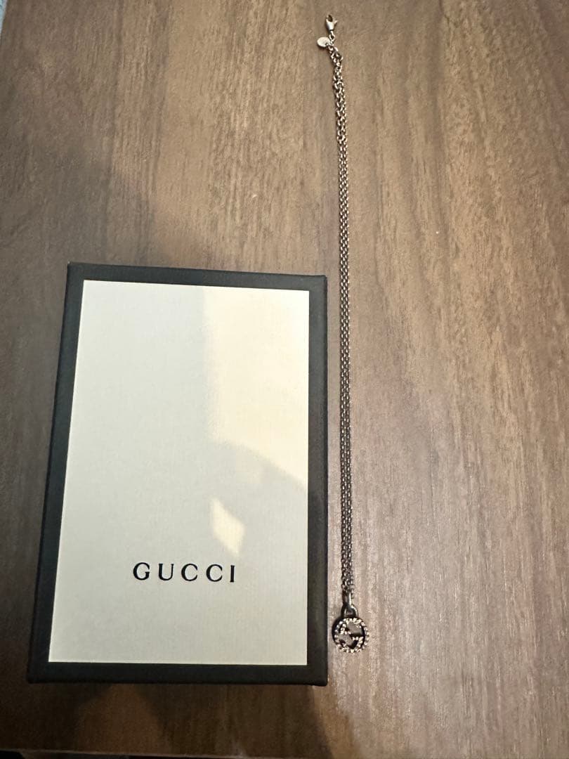 GUCCI Gロゴペンダントネックレス 箱付き